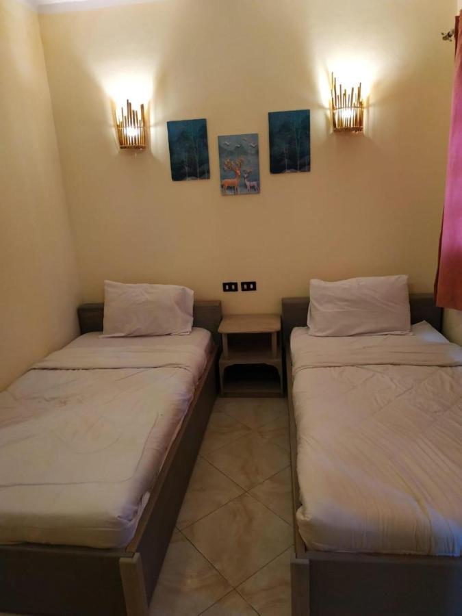 Hotel Happy Land *